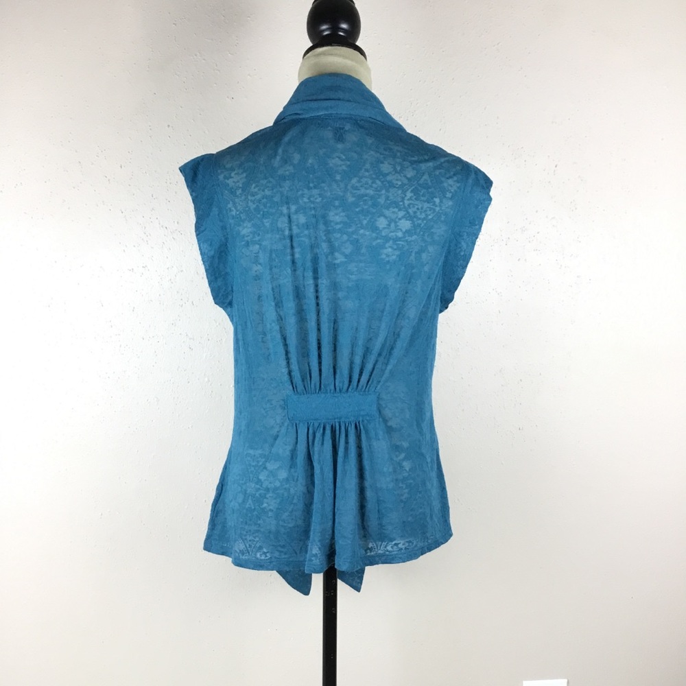Mercer & Madison Medium Teal blue open front semi Sheer Lace Cardigan Shawl